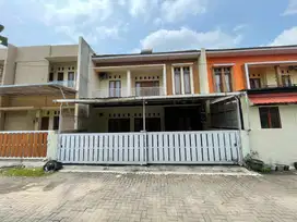 Rumah Plemburan Jalan Kaliurang KM.6 Dekat Kampus UGM