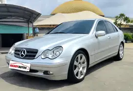 Mercedes Benz C180 Tahun 2003 Automatic Abu abu Muda metalik