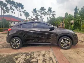 Honda HRV 1.5 E AT 2019 | Honda HR-V KM Sedikit