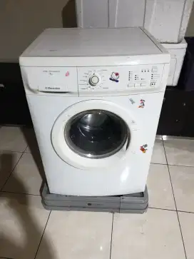 Jual mesin cuci elektrolux