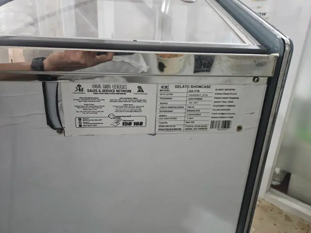 Mesin display gelato 16 Bin