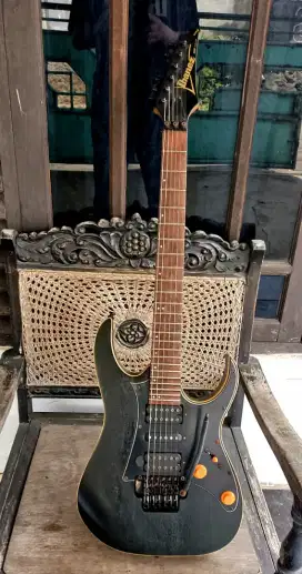 Gitar Elektrik Khusus Pembeli