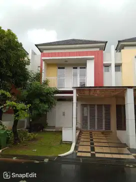 Dijual/Disewakan Rumah 2 lt di Summarecon Bekasi, Cluster Bluebell bks