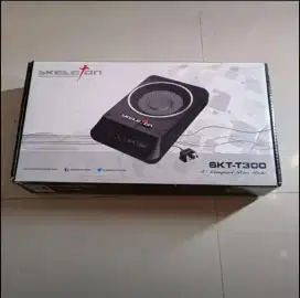 Bas Kolong Active Subwoofer Like New
