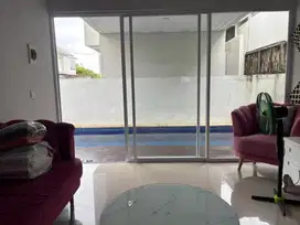 rumah ada pool dan one gate sistem di jimbaran