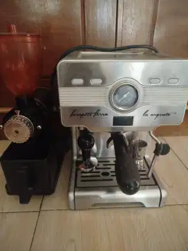 mesin kopi expreso