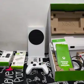 Konsol XBOX Series S 512GB second fullset + bonus