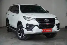 TOYOTA VRZ TRD 2.4 A/T 2018 PUTIH