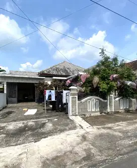 Rumah Luas View Persawahan di Sumberharjo Prambanan