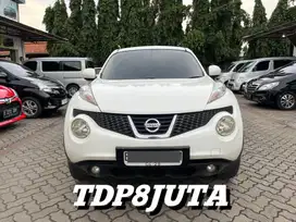 Juke rx 1.5 at 2013 putih istimewa