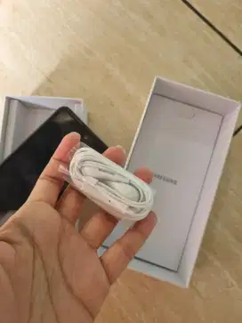 JUAL SAMSUNG A71 SILVER RAM 8/128GB
