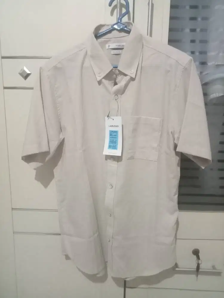 Jual kemeja baru dan preloved koleksi sendiri