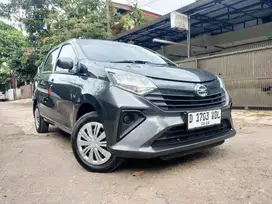 DAIHATSU SIGRA M 1.0 MT 2023 ABU² , KM RENDAH 8RB ,MOBIL SEPERTI BARU