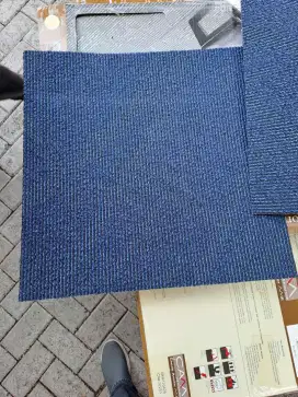 Karpet tile Superior blue size 50x50