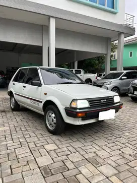 DI JUAL CEPAT TOYOTA STARLET KOTAK 1300cc TH 1987