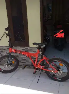 Sepeda msih baru belum pernah di pakai