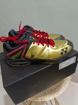 SEPATU YONEX SHBSC6LD GOLD SPECIAL LINDAN SERIES LIMITED EDITION