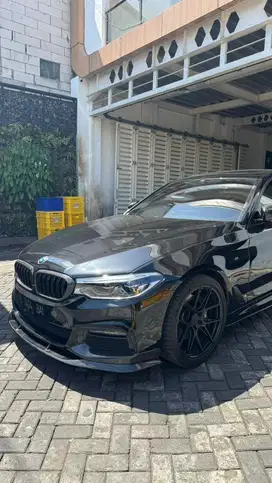 BMW G30 530i 2019 M PERFORMANCE MODS