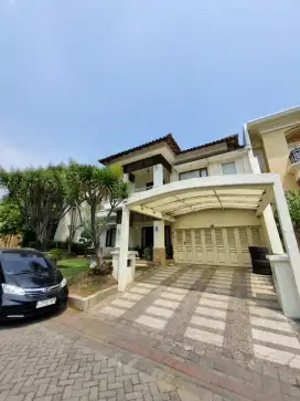 Dijual Rumah Pakuwon City