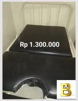 Tempat Tidur Bersalin B