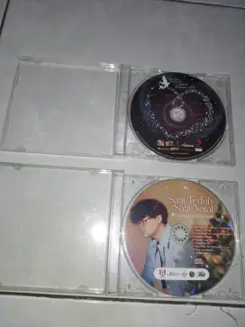 koleksi cd lagu natal indonesia, asli, dari kfc, ada 2pcs, bisa nego