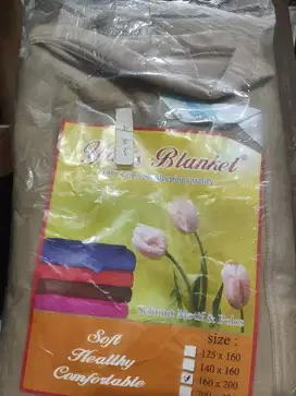 SELIMUT POLOS TEBAL