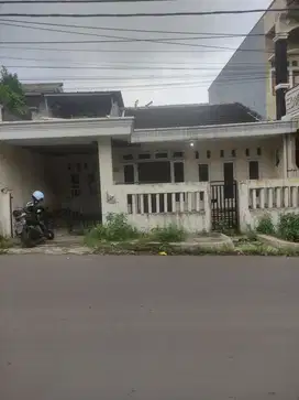 Rumah Di Perumahan Dian Asri Cibinong
