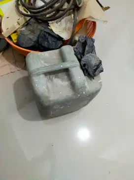 Jurigen kemasan 20 liter warna grey