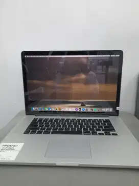 Macbook pro 2013 (8/256gb)