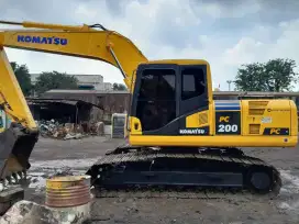 Pc200-7 tahun 2007 full elektrik