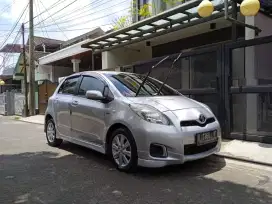 Bismillah numpang jual Toyota yaris G. Th. 2012.no.D.metic.silver.