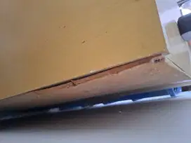 Lemari pakaian kecil