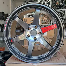 Velg te37 sl ring 18 lebar 9,5 5x114,3 ET 25 innova reborn zenix