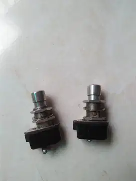 switch push on buat efek