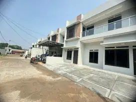 Dijual Rumah  dgn desain menarik nempel TOL CIBUBUR