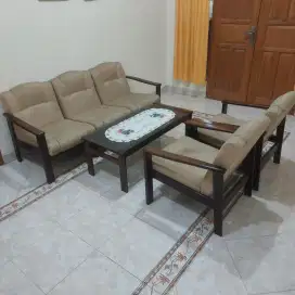 Ligna furniture sofa set 5 tempat duduk dan meja tamu