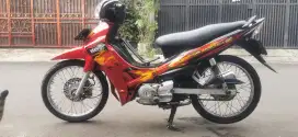 Jupiter Z Burhan jual santai