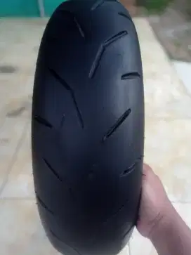 Ban copotan Belakang Aerox Ring 14 140/70 tubles