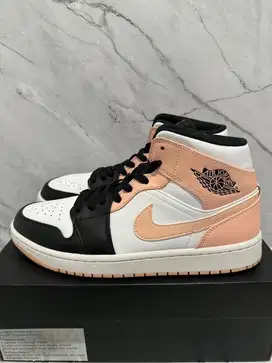 Air Jordan Mid Crimson Tint