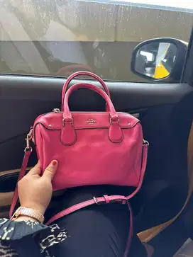 Preloved Coach Bennet Fuchia