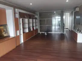 Partisi alumunium kaca