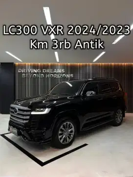 Toyota Land Cruiser LC300 VXR 2024 LC 300 Hitam B2849SJK Nik 2023