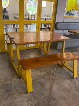 Kursi meja set cafe bekas