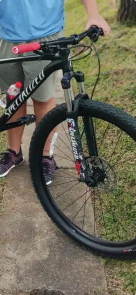 Specialized Rockhopper Comp Size M
Shimano Acera Fast Trak Size 29x2.3