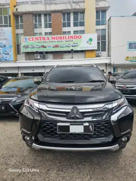 Pajero Dakar 4x4 AT 2016 hitam istimewa dp 38 jt