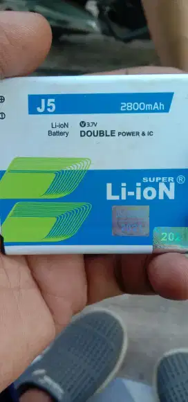 Baterai Samsung j5