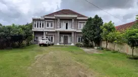 Dijual Rumah  2 lantai dijalan Tegal Binangun
