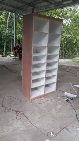 Almari display murah