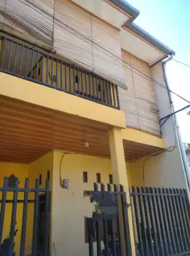 Di jual kontrakan tingkat ad 8 pintu di kapling mangseng bekasi utara