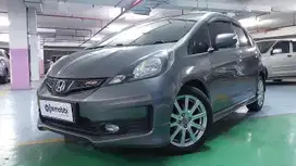 Pajak Panjang - Honda Jazz 1.5 RS Bensin-MT 2014